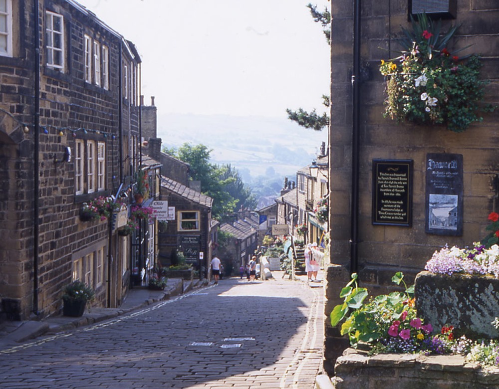 Rail Tours & Holidays to Haworth Rail Discoveries