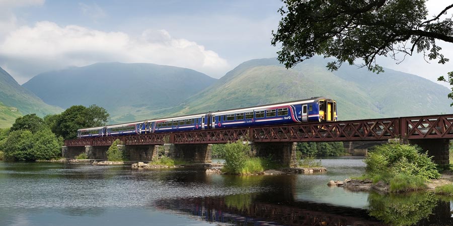 visit loch lomond by train