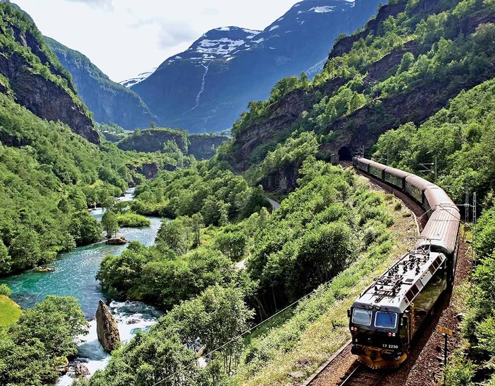 flam train journey norway