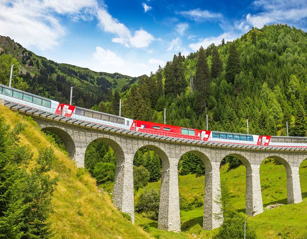 escorted train tours europe