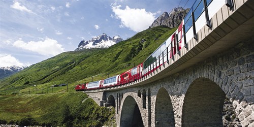 Glacier Express 900X450