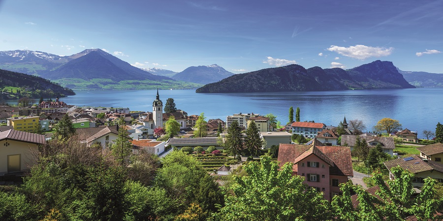 Taking a relaxing cruise across Lake Brienz